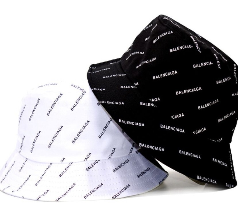 snapback balenciaga